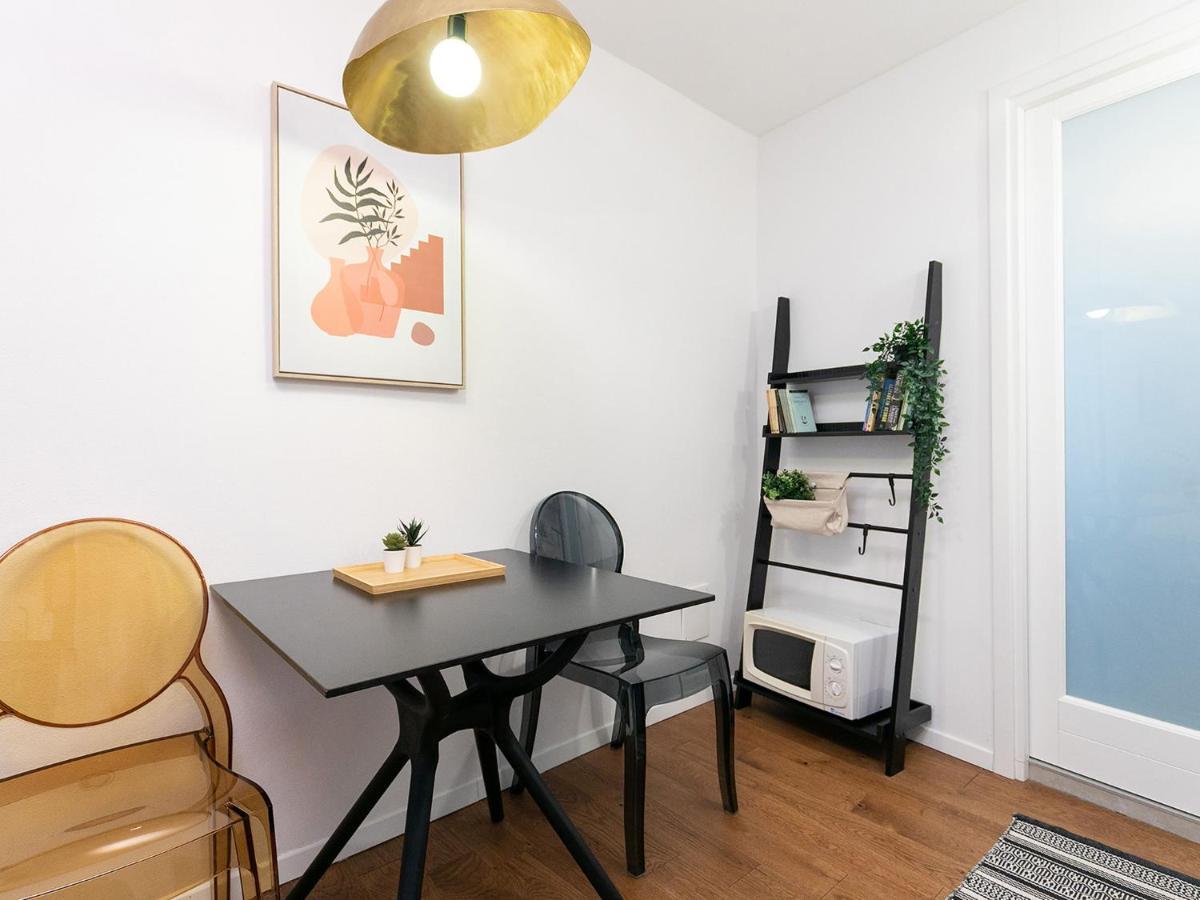 Stylish Studio Apartment By Irundo Ровинь Экстерьер фото